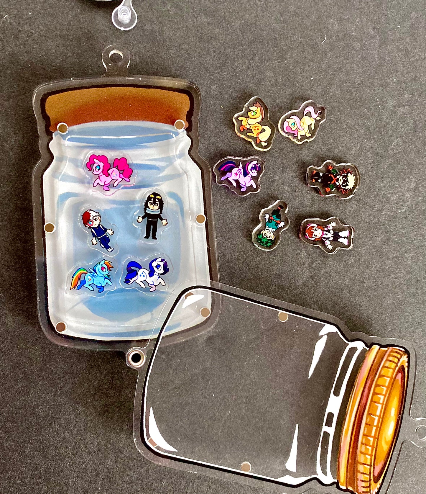 Jar of Character Critters - Openable Shaker Keychain