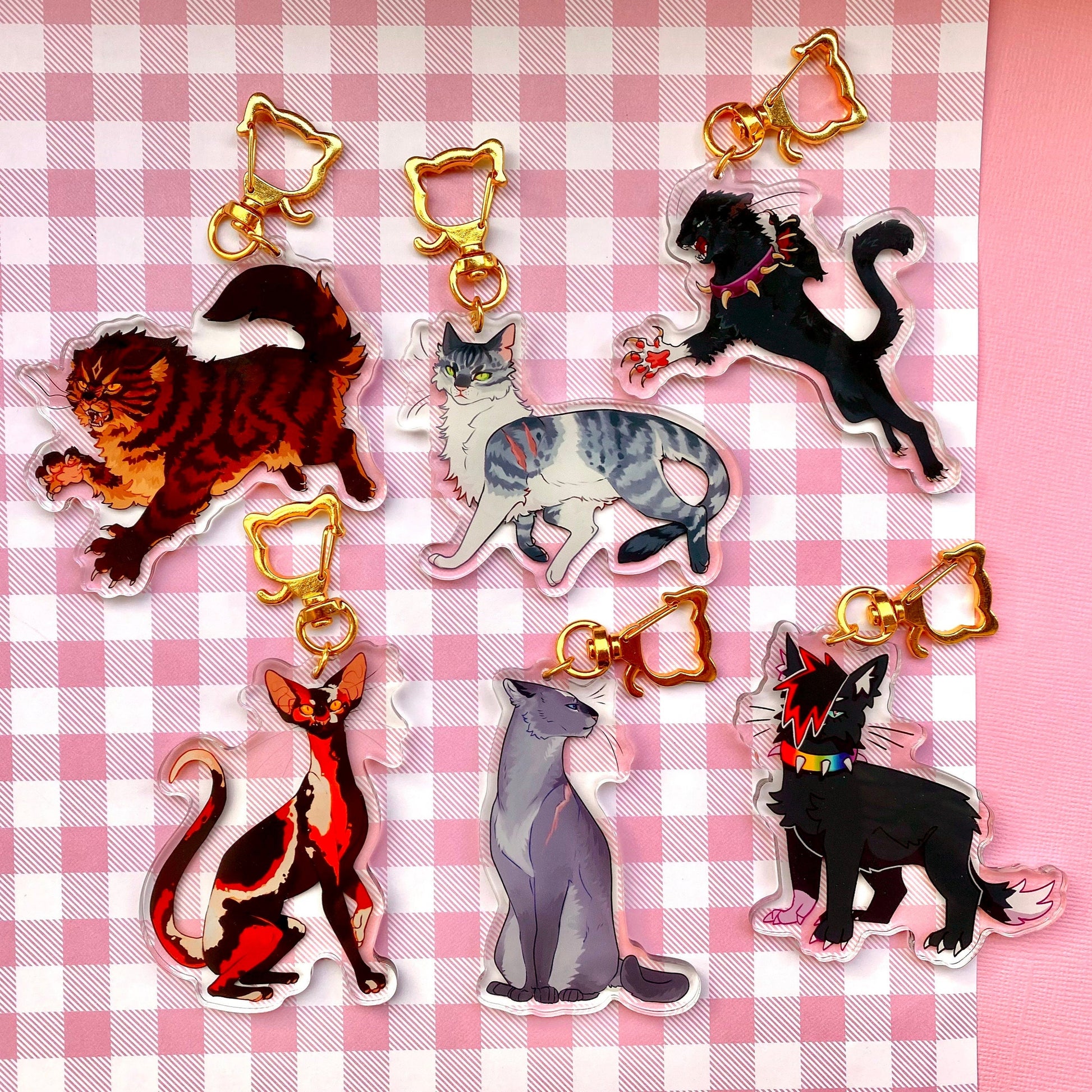 Firestar | Greystripe | Ravenpaw | Brightheart | Yellowfang | Tallstar | Tigerstar | Ivypool | Scourge | Sol | Bluestar - Keychain